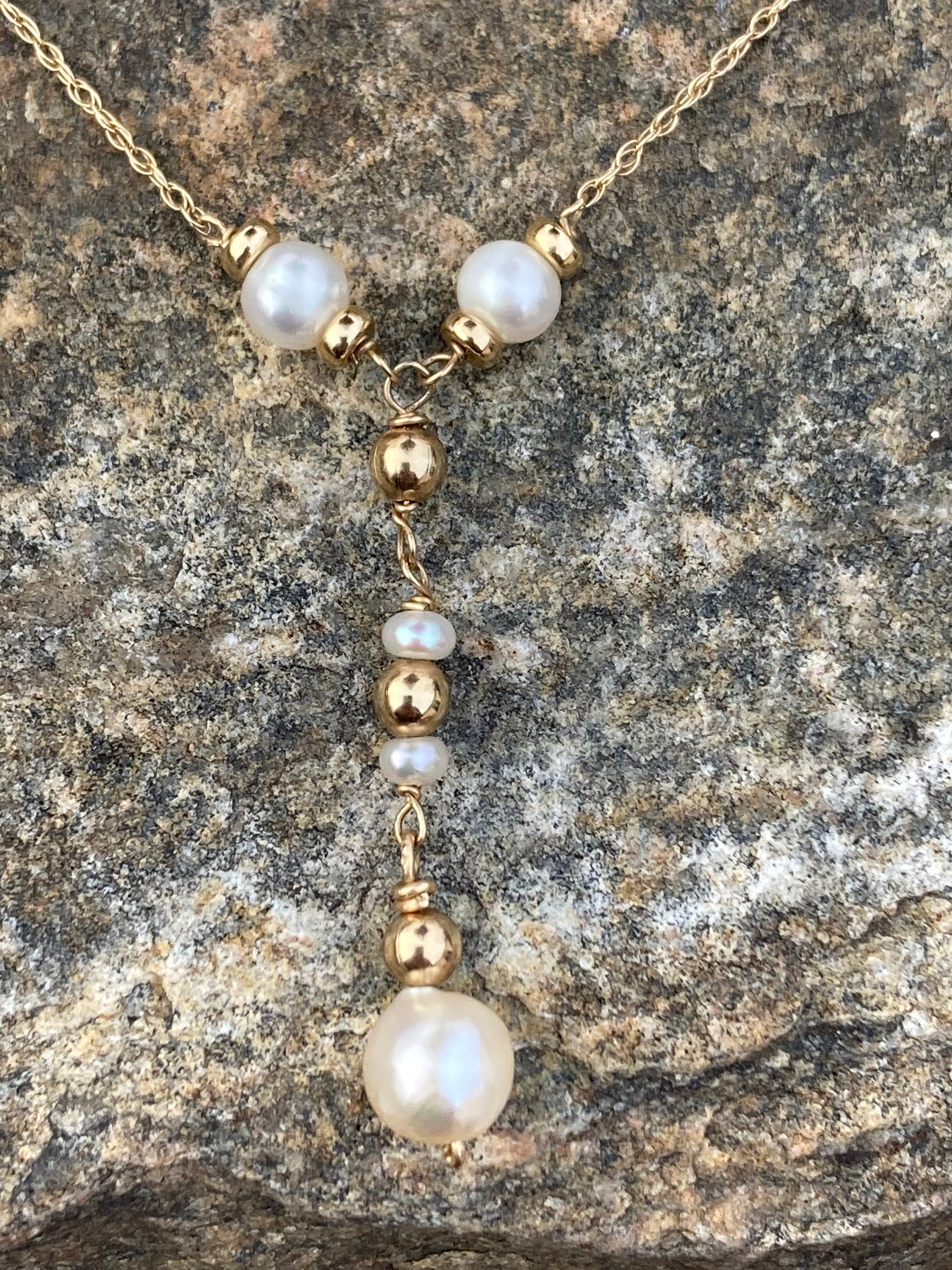 Vintage 14K Gold Italian Pearl Necklace: 15