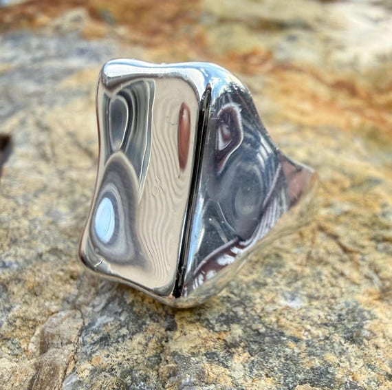 Sterling Silver Statement Ring Size 7.75, Wide Mo… - image 11