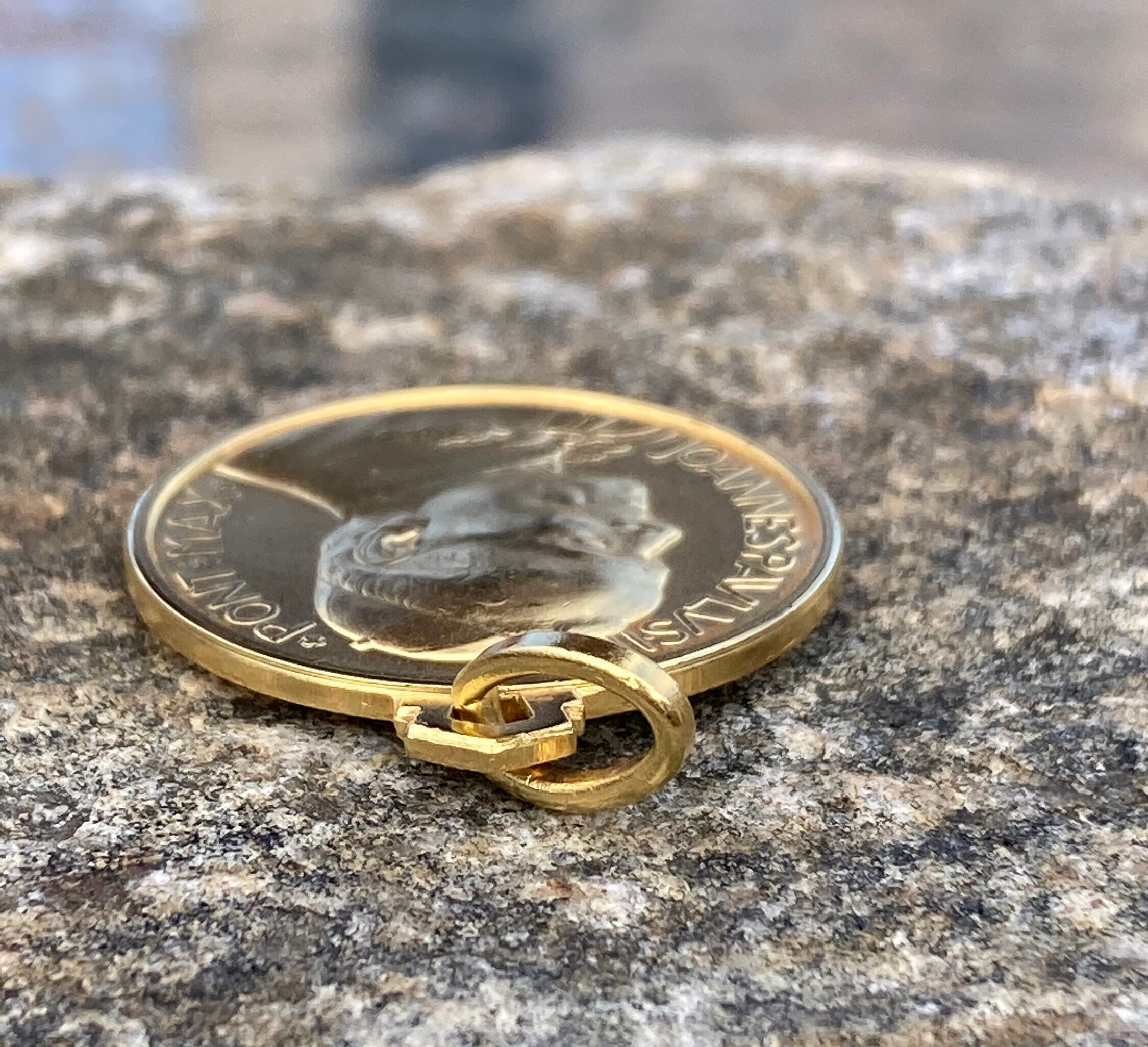 Vintage 18K Italian Gold Pope John Paul II Reversible Pendant, 9.37 ...