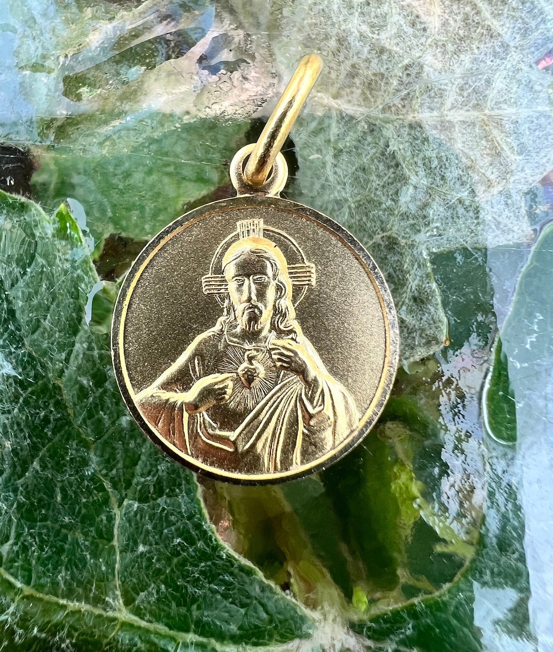 Vintage, 18K Gold, the Sacred Heart of Jesus, Medallion, Religious
