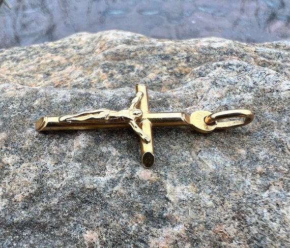 Vintage, 14K Yellow Gold, Italian Cross Pendant, … - image 6