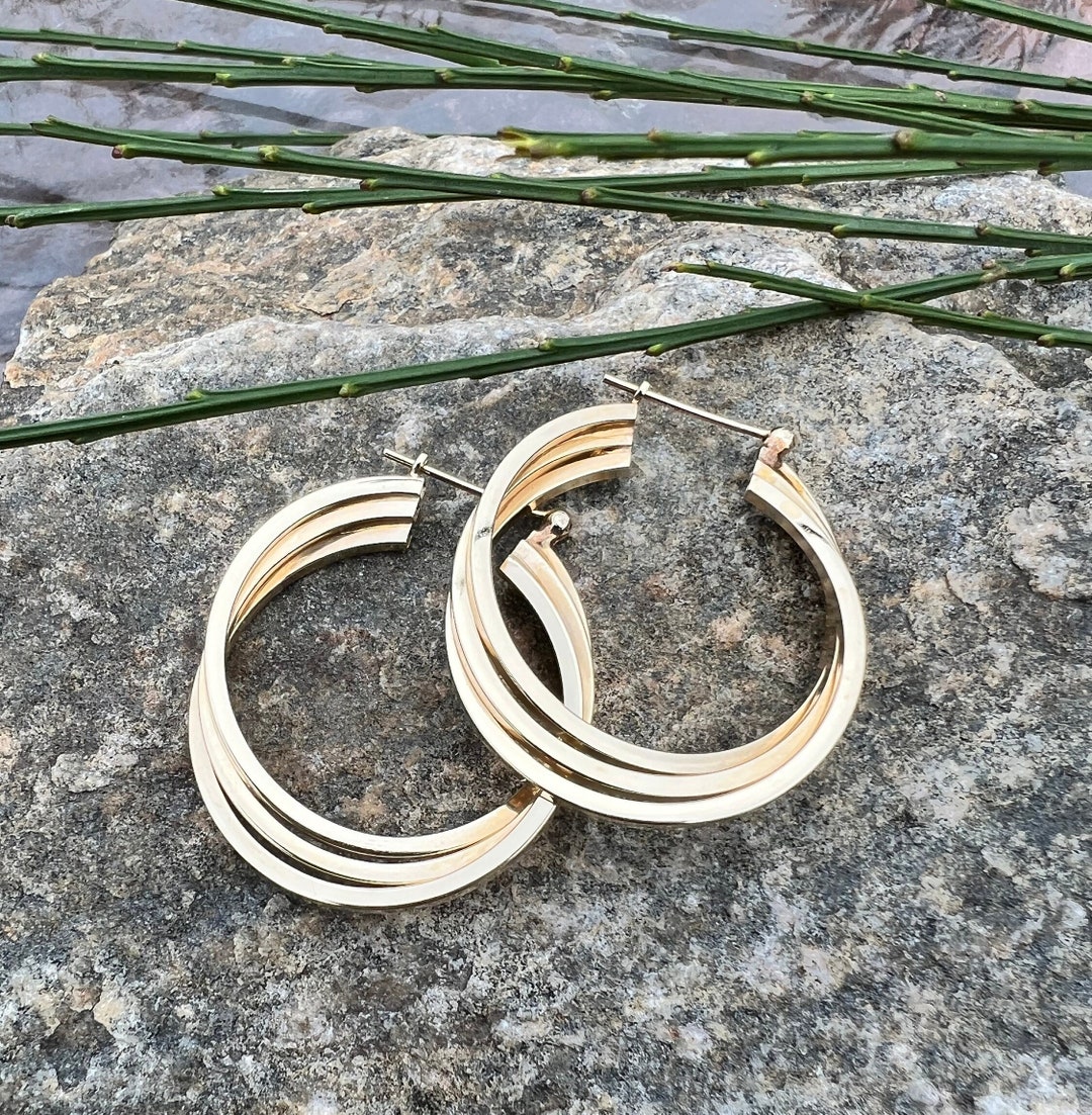 ◆VINTAGE HOLLYWOOD◆ Triple Mix Ring Earrings VH249OEA009M Vintage, 14K Gold, Hollow Three Ring Hoop Earrings, Triple