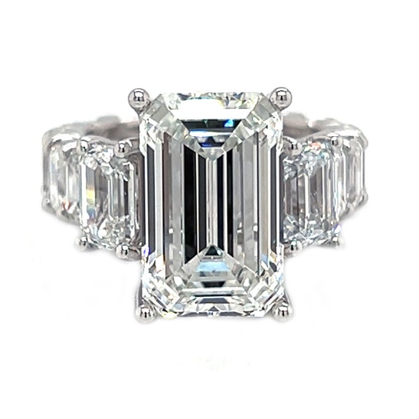 8.13 ct G VS1 IGI Certified Emerald Cut Lab Created Diamond Eternity Engagement Ring 14 kt. White Gold
