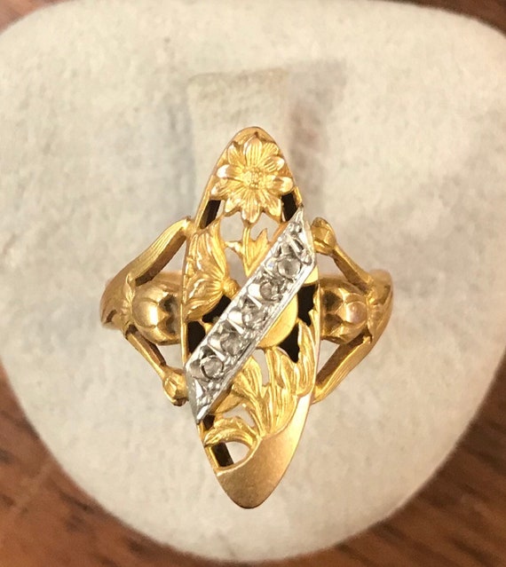 Art Nouveau ring