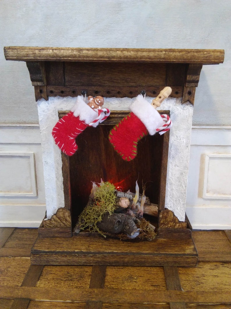 Dollhouse Miniature Fireplace with Flickering fire Electric | Etsy