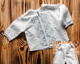 Newborn set: shirt, pants. Children's folk cotton costume. Baptismal set for baby. Embroidered Ukrainian Outfit. Vyshyvanka Newborn Outfit.