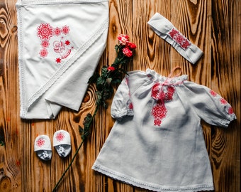 Newborn set Girl: Embroidered dress, headband, booties, kryzhma. Ukrainian dresses for Baby girls. Vyshyvanka Newborn Outfit.