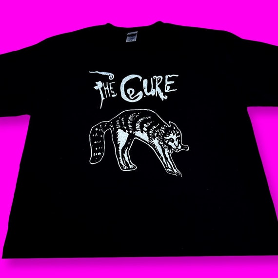 Treat Cat rhinestone T-shirts | Treat ürself