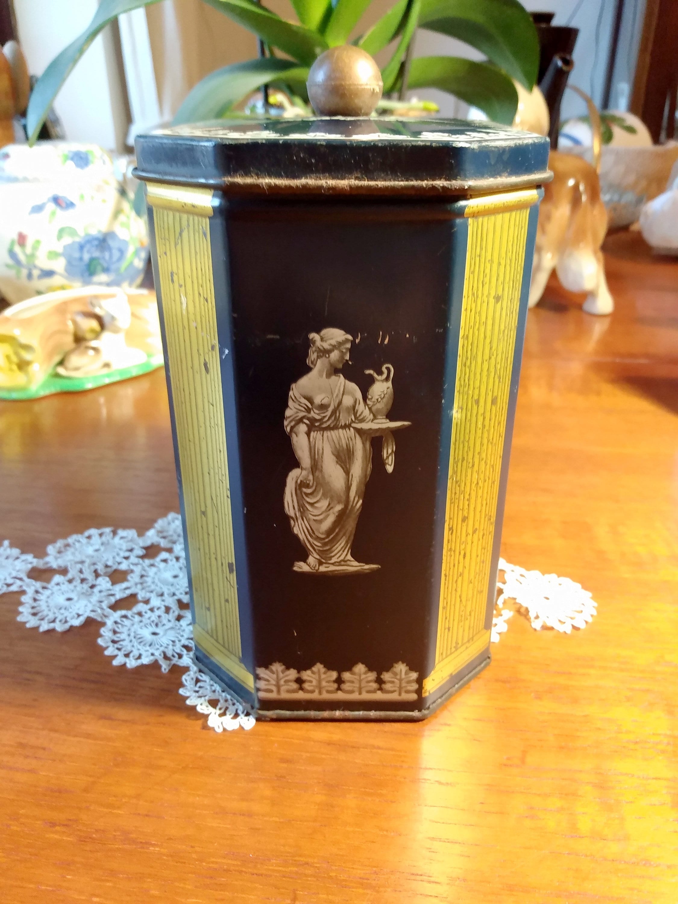 Vintage Biscuit Tin. Wedgewood Inspired Design of Classical Etsy
