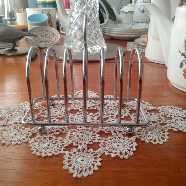 Vintage Large 6 Slice Stainless Steel Toast Rack. Stylish and Sleek Breakfast Item. Mid Century Modern Retro . In VGC.