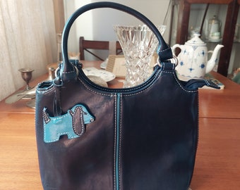Vintage Jane Shilton Original 1980&#39;s Genuine Leather Navy Blue Handbag with Cute Dog Tag & Turquoise Detailing. Made in England In VGC