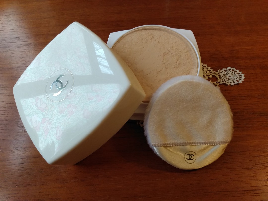 Beyond RARE Chanel No 5 Luxury After Bath Dusting Powder.large 150gms