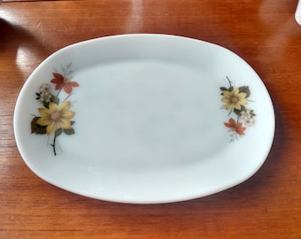 JAJパイレックス オータムグローリーシリーズ ディナープレート 6枚セット Pyrex, JAJ, Autumn Glory, 6 Dinner Plates - Etsy UK