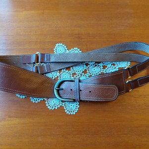 Vintage Genuine Leather Handmade Belt with  Unusual Split Strap Design Large Buckle. Elegant & Sophisticated 1980s Belt. In VGC