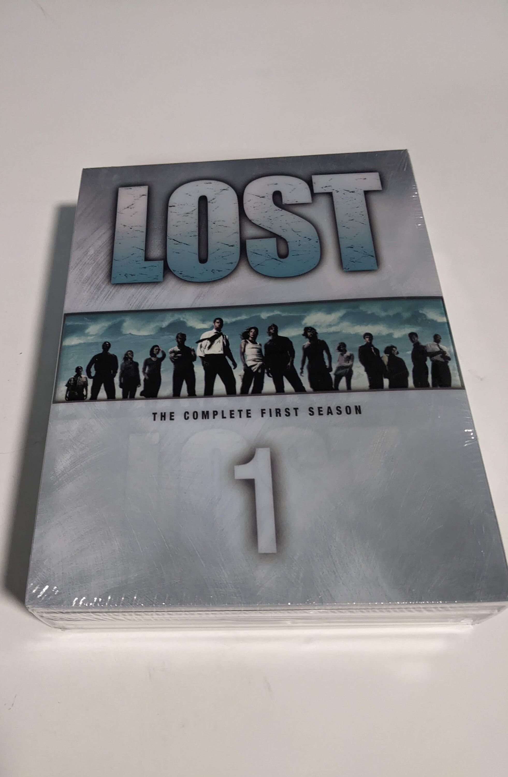 LOST - the Complete First Season (2005 DVD Release) Brand New 