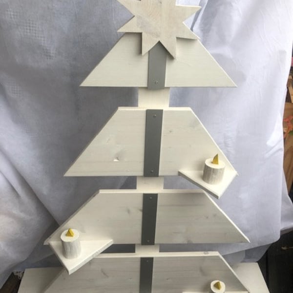 Nachhaltiger Weihnachtsbaum in Weiss, Unikat, Stylish Holzkunst, Wiederverwendbar, Recycling, Upcycling, Nachhaltig