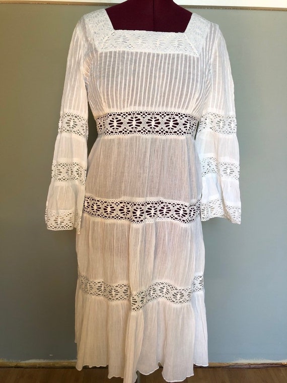 Vintage hippie/wedding dress - image 1