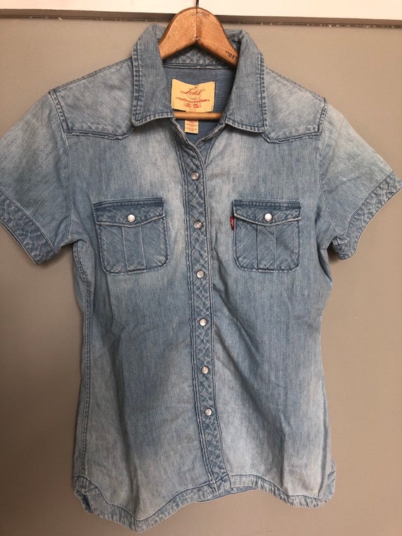 levi denim shirt short sleeve