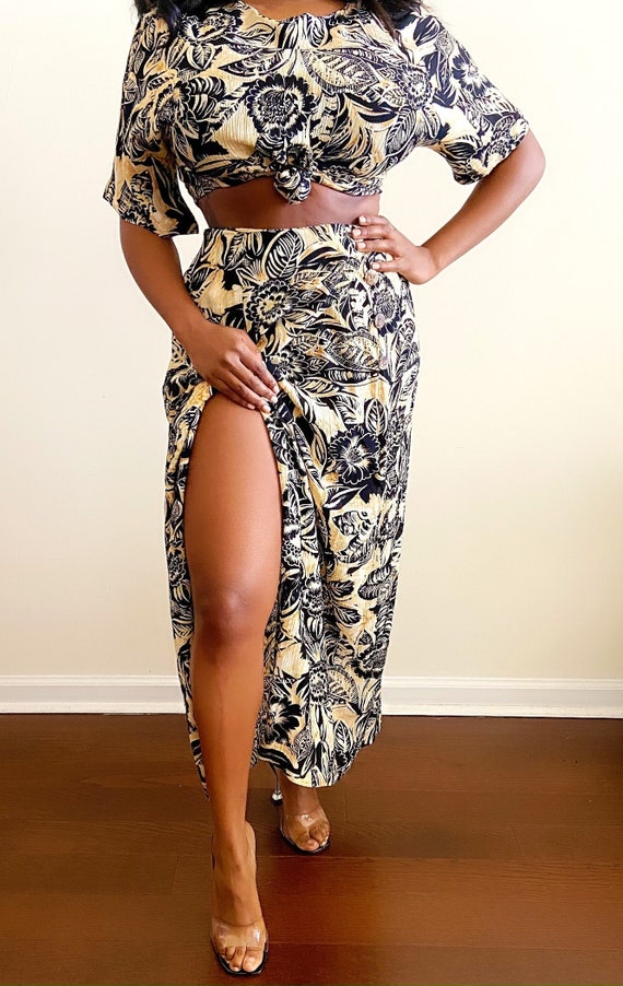 Vintage Neutral Printed 2-Piece Set - Size M/L - image 1