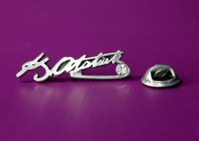 Made in Turkey Turkish Pewter Mustafa Kemal ATATURK Signature Lapel Pin with Crystal Accent