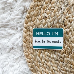 Bonjour, je suis là pour les collations Sticker de Zazzle.be Liste d'envies Vous avez des idées ? Sticker rigolo pour ordinateur portable, sticker inspirant pour bouteille d'eau, ondes positives,