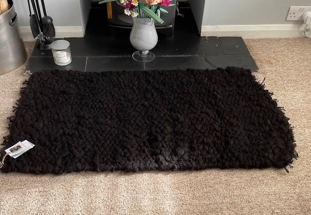 Hand Made / Woven Peg Loom Rug - 47