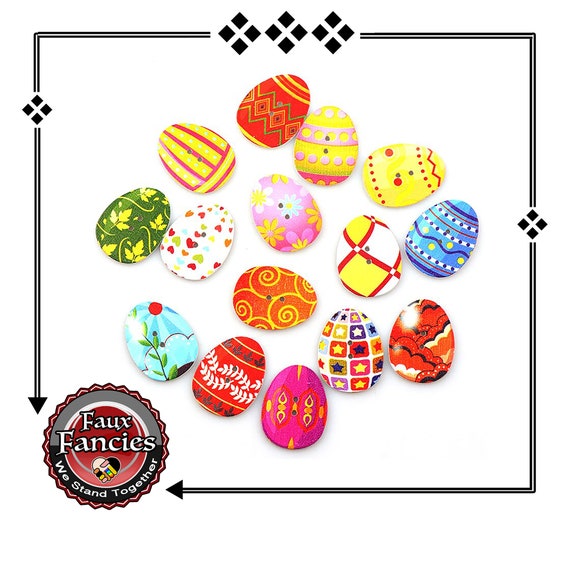 CLEARANCE! BUTToNS, BuTTONS! 3 PCs EASTER Egg Button Charms, Spring Charms, EASTeR EGG Scrapbook Buttons, #WoodenButtons, #CraftButtons