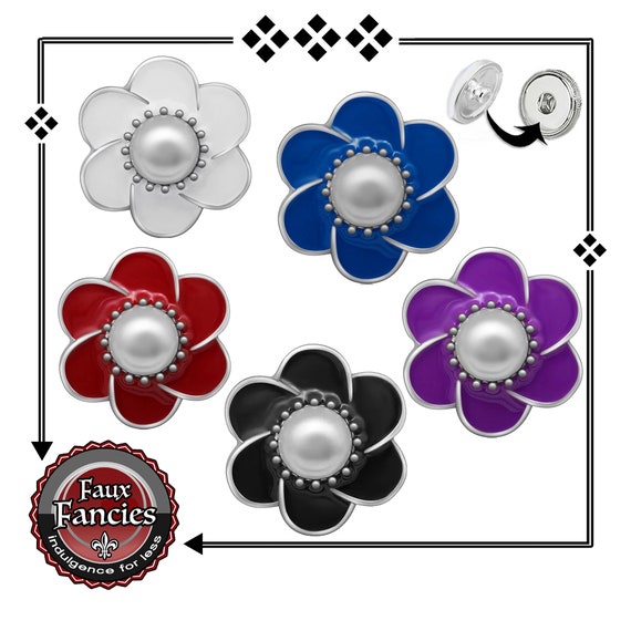 PEARL FLOWER Snap Buttons, PEARL Center Snap Charms, 18mm Ginger Snaps, #SnapButtons, #BraceletCharms, #FlowerSnap, #FlowerCharm, #PearlSnap