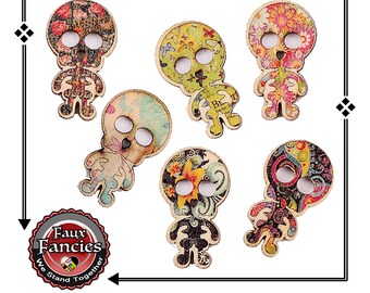 CLEARANCE! BUTToNS, BuTTONs! 3 PCs Skeleton Wooden Buttons, Skeleton Charm, Halloween Button,  Halloween Charms, #WoodenButton, #CraftButton