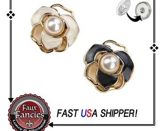 Pearl and Rhinestone Snap Button ONLY Ours! Ginger Snap, Snap Charm, #BraceletCharms, Rhinestone Snap, #SnapSnap, #GiftForHer, #SnapButton