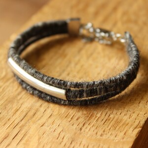 Lycus ALPAKA Armband - SPECKLED GREY | Garn Makramee Armband, Silberperle, geflochten, Frauen Armband, Alpaka garn, uk, Stapeln, Tunnel