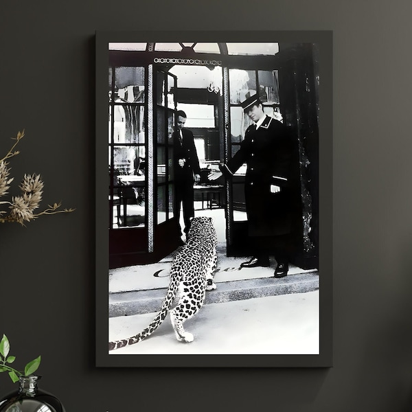 Retro Vintage Panther in Restaurant Print - Old Fashion Photography Wall Art Decor - Black and White Trendy Leopard Jaguar, Digital download