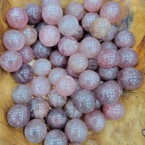 Strawberry Quartz Mini Sphere (18-20 mm)