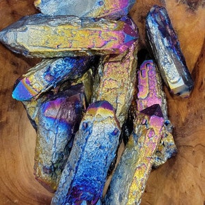 Rough Rainbow Jelly Aura Quartz