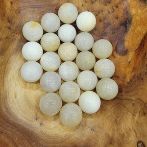 White/Yellow Aventurine Mini Sphere (Roughly 19 to 20 mm)