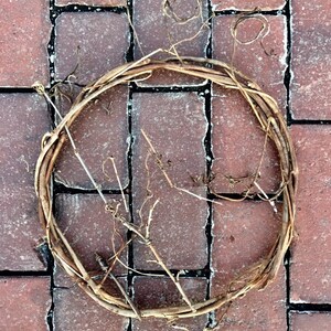 Wreath, Seen image 2