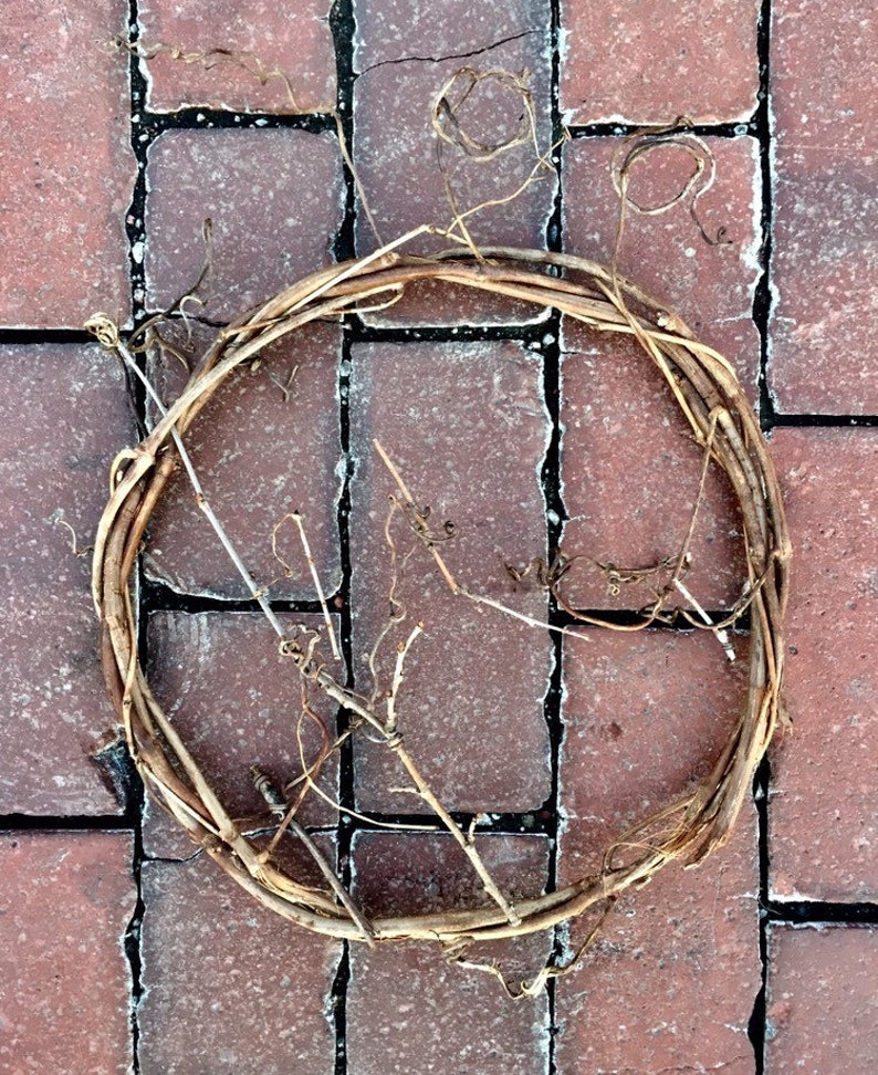 Wreath, Seen image 2