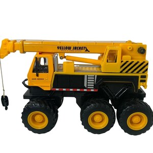 Maisto crane sales
