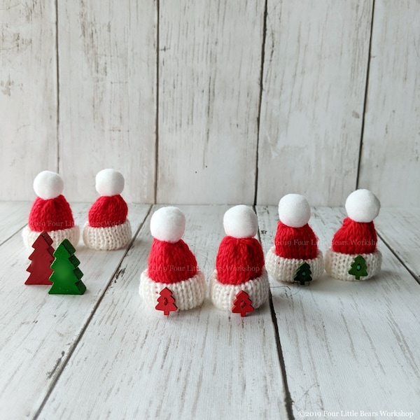 Mini Woolen Knitted Santa Hat / Knit Mini Santa Hats with or without Brooch Pin / Good for Christmas or Holiday Gift / Mini Beanie