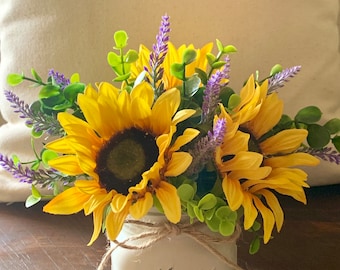 Chalk Painted Mason Jar Sunflower Arrangement: Farmhouse Centerpiece