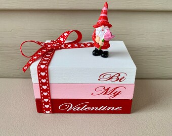 Valentine's Day Mini Book Stack: Farmhouse Tier Tray Decor