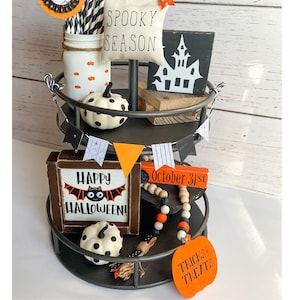 Halloween Tiered Tray Decor – 8-Piece Spooky Farmhouse Set