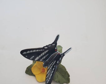 Vintage 3D butterfly and yellow flower figurine! Makers mark RC! Vibrant colors! Spring decor!