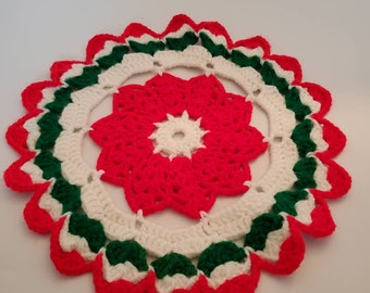 Vintage Crotched round doily Christmas decor red green white