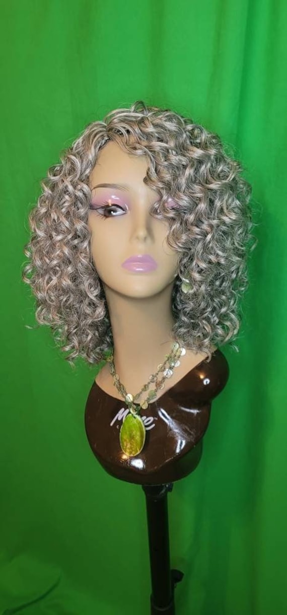 NEW Hand-made Gogo Curl Crochet Wig Color silver Gray Length 11-12 Inches 