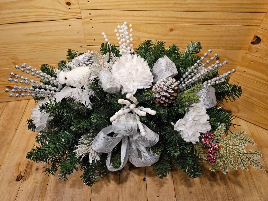 Cemetery Flowers Christmas Grave Flowers Gravesite Decor Christmas Flowers Cemetery Saddle