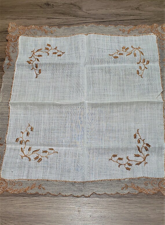 Linen and Embroidered Lace Victorian Handkerchief - image 2