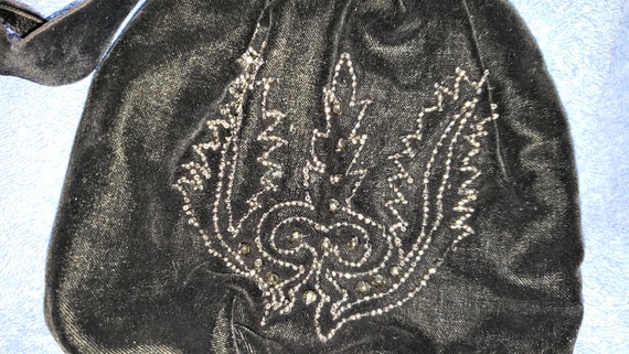 1920s Black Velvet and Silk With Silvertone Twist… - image 3