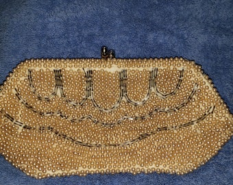 1950's Pearl Clutch With Top Ball Snap Closure