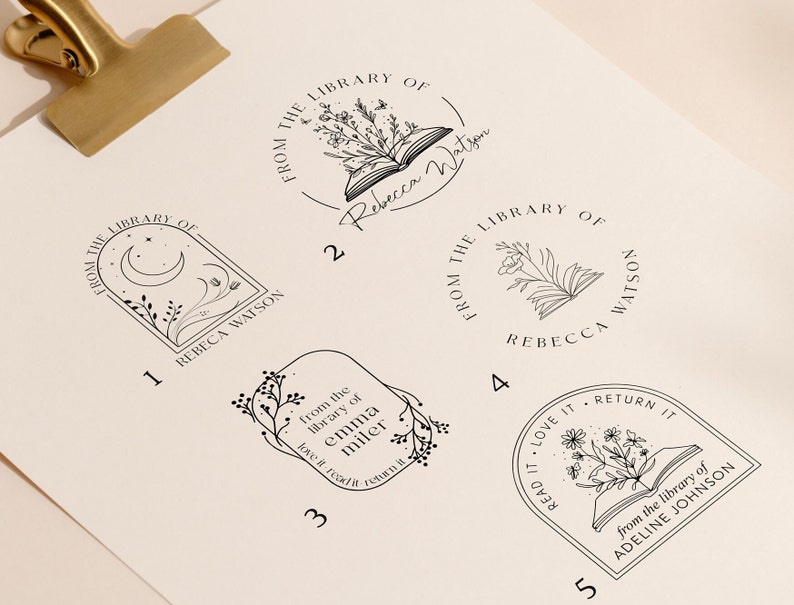 BOOK EMBOSSER STAMP / Sello de goma / Sello personalizado para amantes de los libros / Opción de madera o autoentintado / 5 diseños para elegir / Sello de libro imagen 2